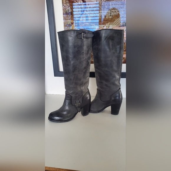 Ariat tall gray heeled boots, size 8.5, style 10012052 - Picture 5 of 9